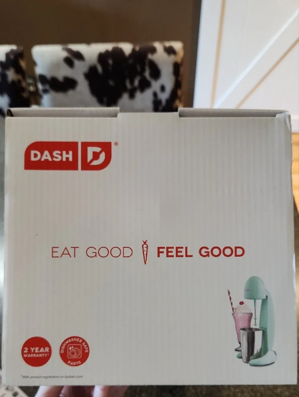 DASH Retro Milkshake Maker in Mint Green